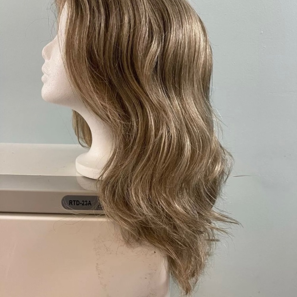 Preowned Estetica Wig
